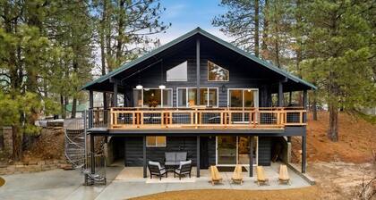 Remodeled Cabin: Golf & Hot Springs