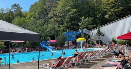 Charming 1-bedroom condo in serene Clymer with multiple amenities