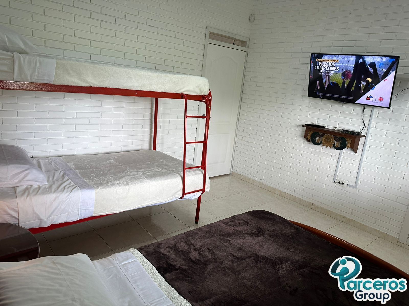 3 makuuhuonetta, ilmainen Wi-Fi, vuodevaatteet