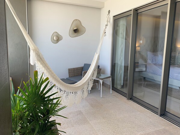 مكواة/لوح كي وواي فاي وملاءات أسرّة