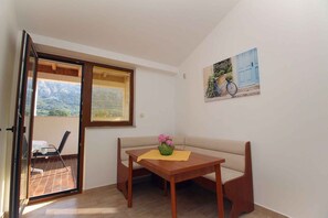 Interior - Holiday flat with balcony (Jurandvor)