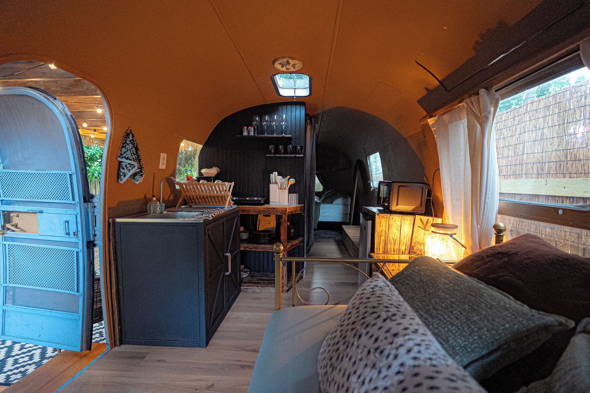 //Tarzan's Airstream Retreat// - Tampa, FL