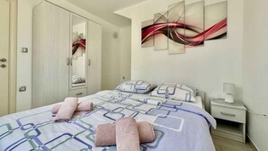 Unclassified image, 4 of 30, button - Holiday apartment with swimming pool near the beach (Krk)