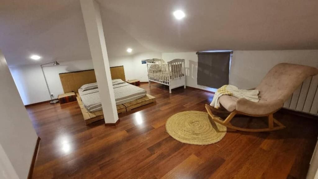 Individually furnished, free WiFi, bed sheets