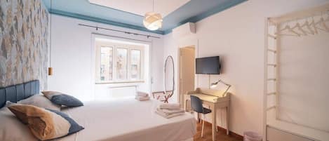 2 bedrooms, iron/ironing board, travel crib, WiFi