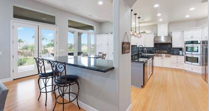 5-bedroom resort in charming Friant CA with amazing outdoor amenities.