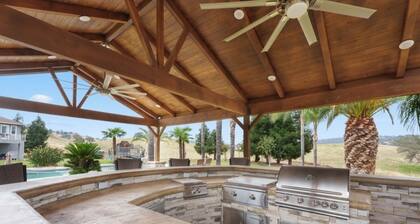 5-bedroom resort in charming Friant CA with amazing outdoor amenities.