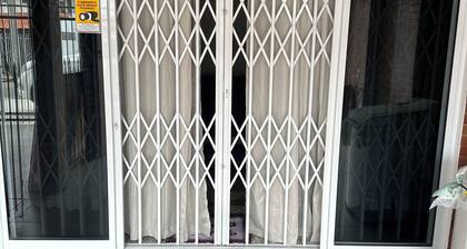 Moment of Peace (Jl) Next. Botanical garden.