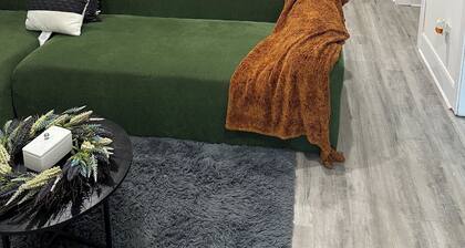 Cool cottage with AC in Rice