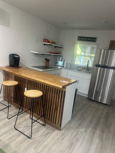 Cool cottage with AC in Rice