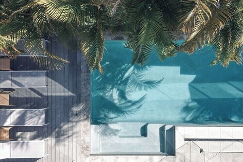 14m Mineral Pool + Paddle Boards + Creek Access