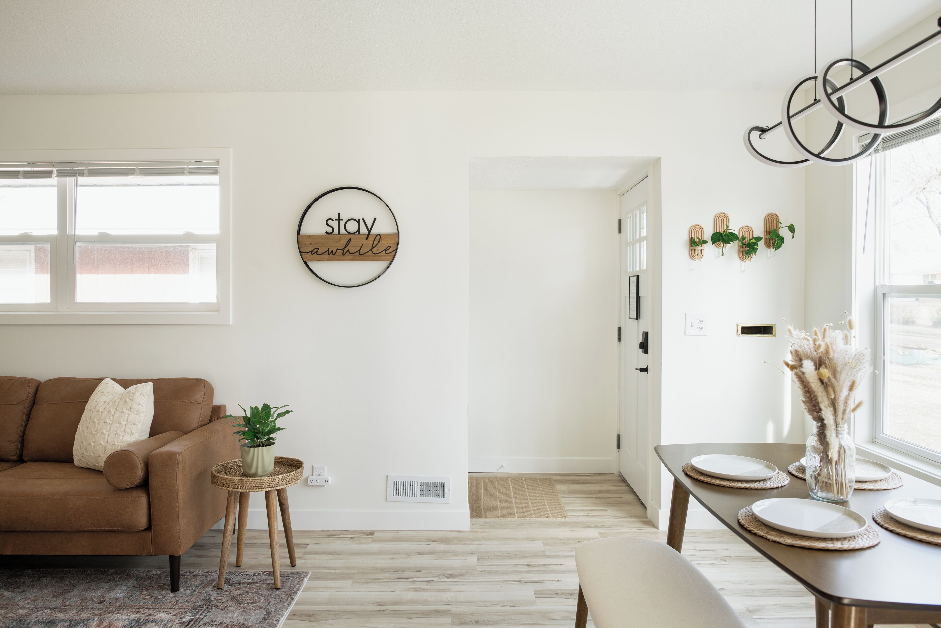 المنشأة من الداخل