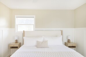 4 Schlafzimmer, Schreibtisch, Bügeleisen/Bügelbrett, kostenloses WLAN
