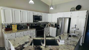 Microwave, oven, stovetop, dishwasher