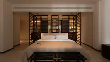 Habitación de lujo doble, vistas a la montaña | Espacio para trabajar con un portátil y cortinas opacas