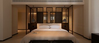 Ancient Charm Luxe Retreat Lijiang