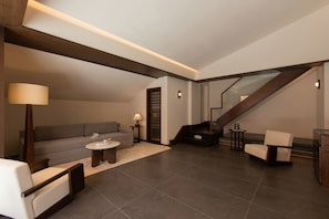 舒适复式, 山景 | 笔记本电脑工作区、遮光窗帘、隔音、熨斗/熨衣板