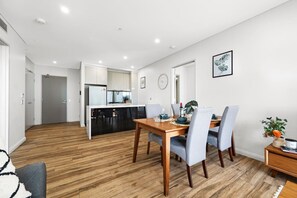 تناول الطعام