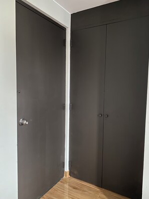 Deluxe Room, City View | Free WiFi, bed sheets - Hotel Naciones Unidas (Lima)