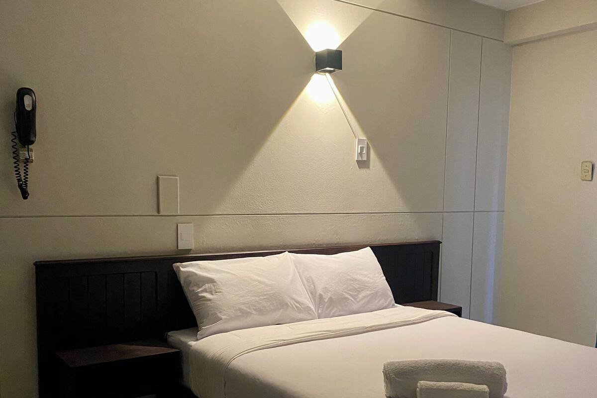 ห้องสแตนดาร์ด | โต๊ะทำงาน, Wi-Fi ฟรี, ผ้าปูที่นอน