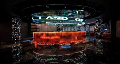 Enji International Hotel