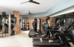 フィットネス設備