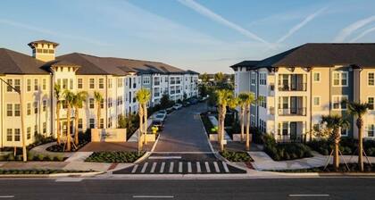 Cozy 2 Bedroom Apartment in Winter Garden with fast wifi, pool & fitness room