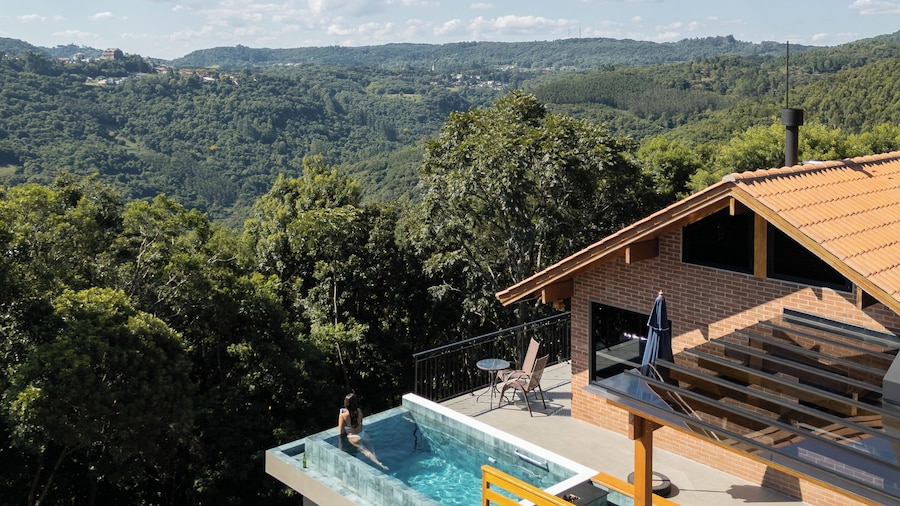 VovÎ Emilio Chalés