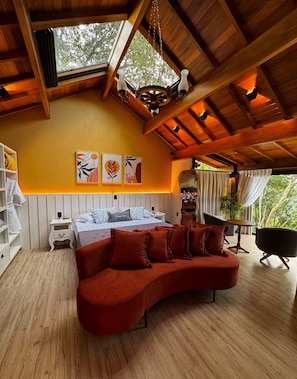 Chalet familiare, vista valle | Wi-Fi gratuito, lenzuola