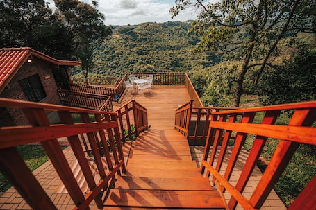 Comfort Chalet, Mountain View | Mountain view