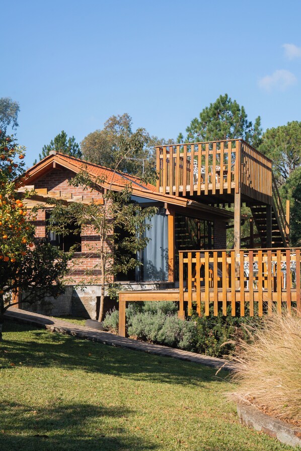 Basic Chalet, Valley View