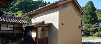 Heritage Stay - Hidden Gem of Iwami Ginzan Living in a World Heritage Townhouse