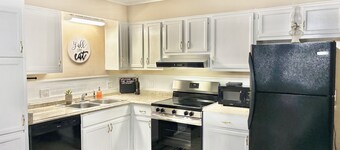 Legendary Southern Charm. Short drive to NOLA and Downtown Houma