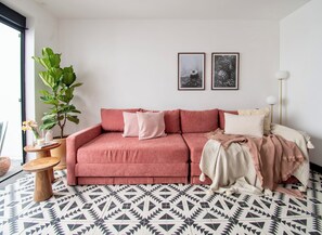 Living area - Spacious 4BR Home with 5 Beds (Ciudad de México)