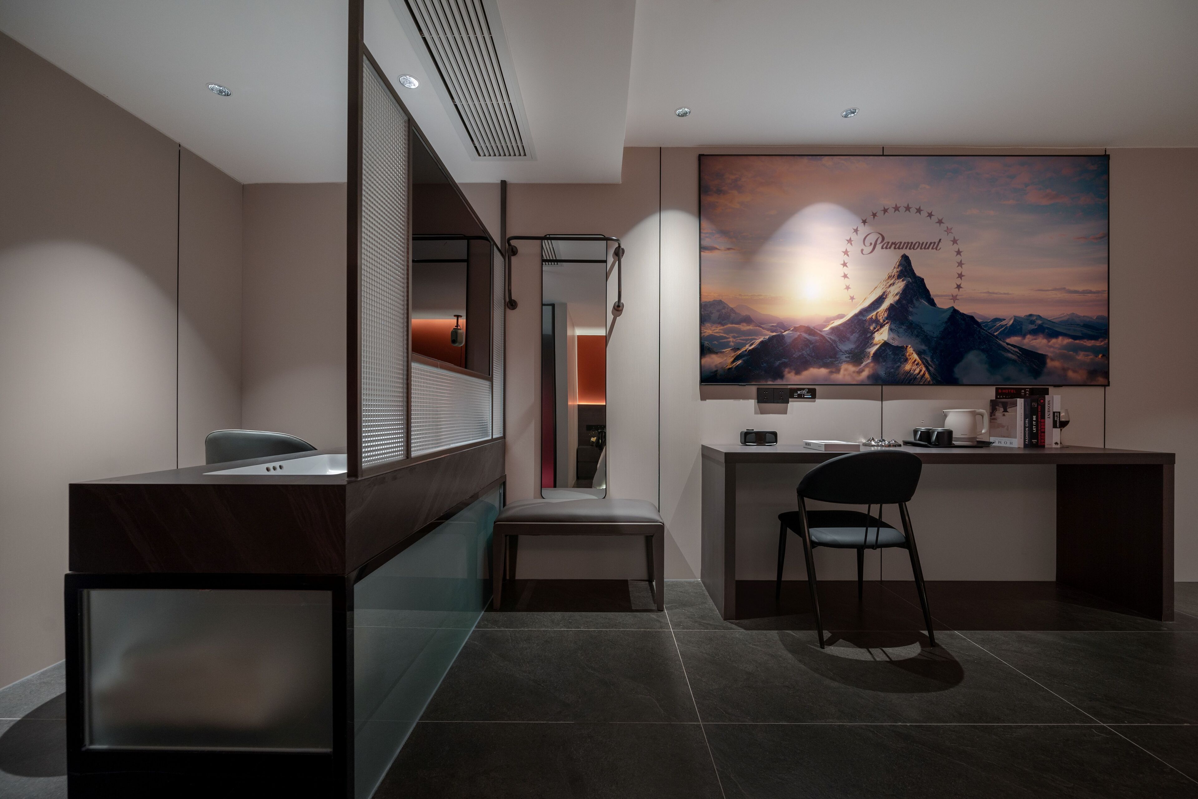 Escritorio y wifi gratis 