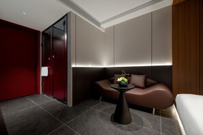 Junior Double Room | Desk, free WiFi