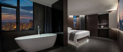 City dubbelrum | Badrum | Hårtork, handdukar, tvål och schampo