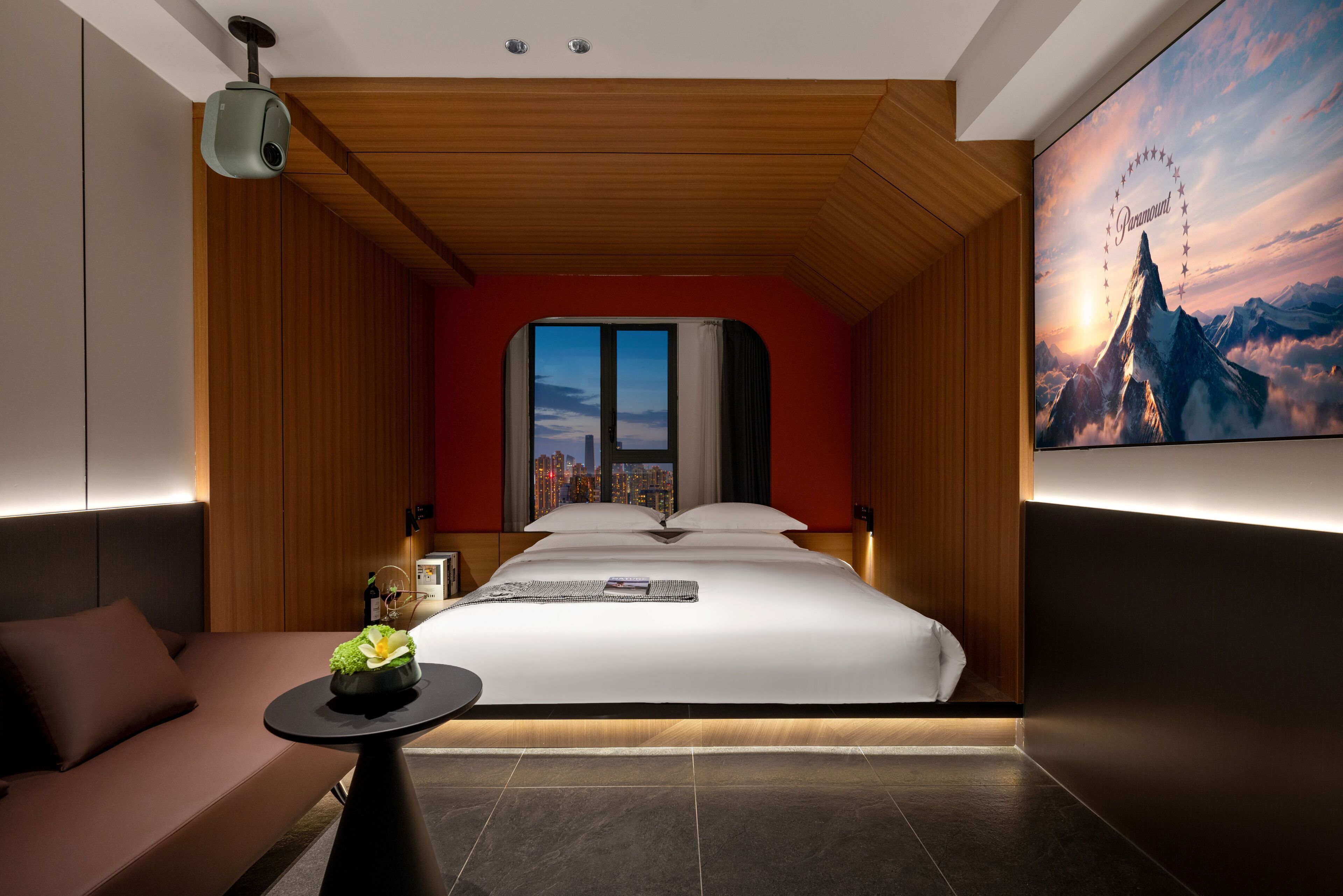 Quarto casal júnior | Escrivaninha, Wi-Fi de cortesia