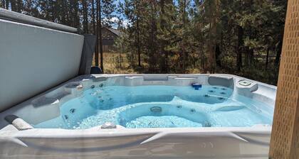 Wood Duck - Modern, South of Sunriver, Hot Tub, A/C