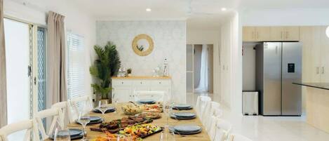 تناول الطعام