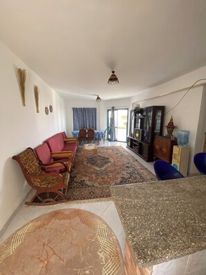 Basic Double or Twin Room, Beach View | Free WiFi