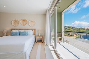 4 Schlafzimmer, Schreibtisch, Bügeleisen/Bügelbrett, WLAN