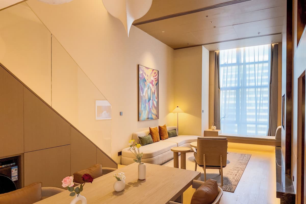 家庭套房 | 高級寢具、羽絨被、舒適加層、獨特裝潢