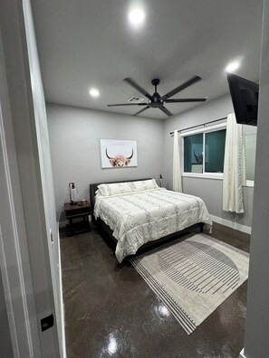 2 chambres, bureau, Wi-Fi gratuit, draps fournis