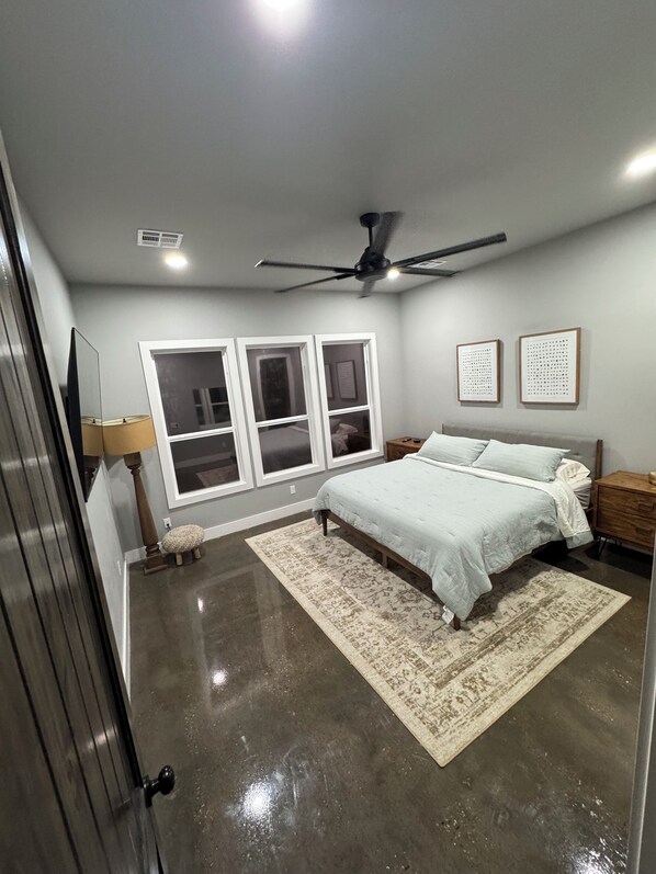 2 chambres, bureau, Wi-Fi gratuit, draps fournis