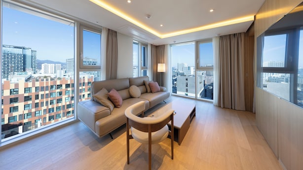 Unclassified image, 1 of 117, button - SL Hotel Myeongdong (Seoul)