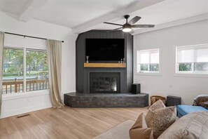 Smart-tv, pejs, printere