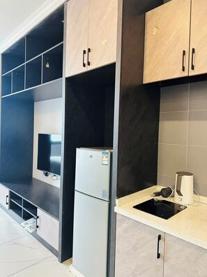 Kamar Comfort | Tirai kedap cahaya, Wi-Fi gratis, dan seprai linen