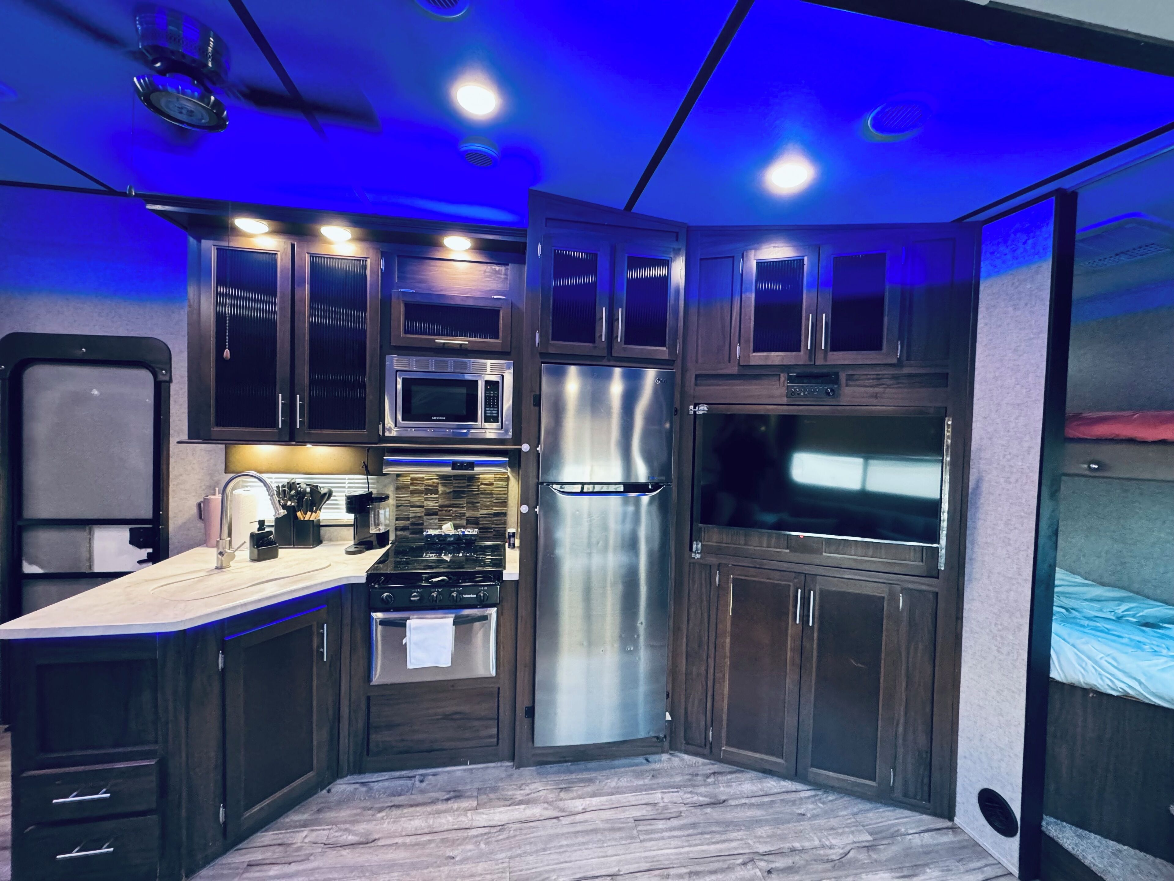 Microwave, oven, stovetop