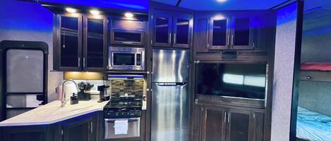 ميكروويف، فرن، موقد طهي مسطح